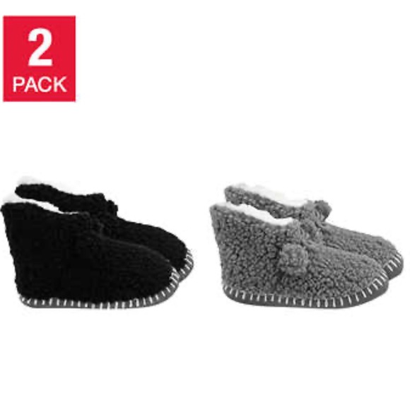 Slippers 2 pairs - Picture 1 of 7